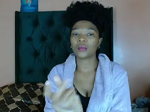 Snapshot of ForeverSexy_ chatting on July 24, 2026, 7:06 am ForeverSexy online show from July 24, 2026, 7:06 am