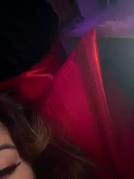 vien pussy69 online show from May 3, 2026, 3:45 am