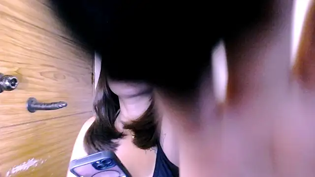 vien pussy69 online show from May 24, 2026, 1:49 pm