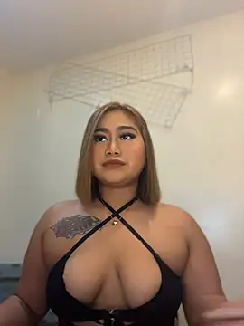vien pussy69 online show from June 11, 2026, 2:26 pm