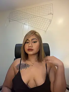vien pussy69 online show from June 30, 2026, 2:18 pm