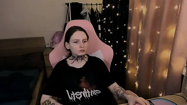 Onyxix online show from March 16, 2026, 6:01 pm