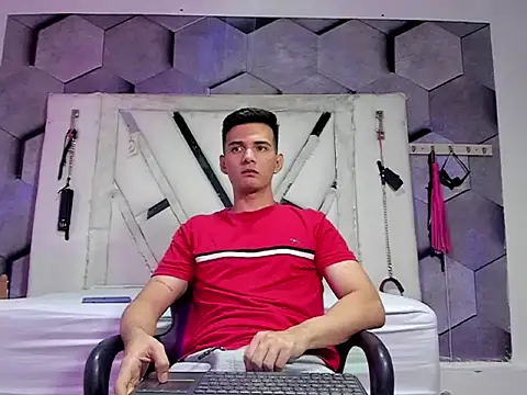 GoldenBoyM online show from May 27, 2026, 4:20 am