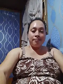 May Bombs online show from June 8, 2026, 1:28 am