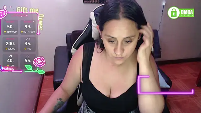 MeliisaRobers online show from February 21, 2026, 9:32 am