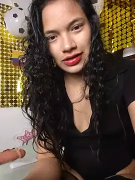 Julieta Parker online show from June 14, 2026, 1:25 am