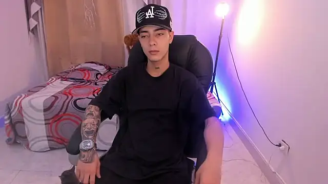Dereck Boy  online show from May 5, 2026, 3:47 am