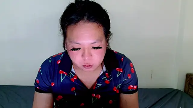 Snapshot of sweet_jaii chatting on June 3, 2026, 2:33 pm sweet jaii online show from June 3, 2026, 2:33 pm