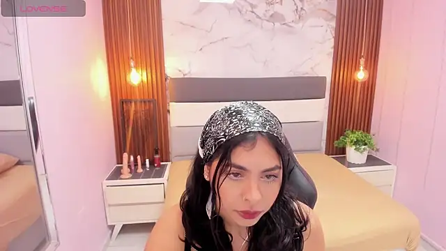 LISIEMARGOTH online show from March 4, 2026, 12:33 pm