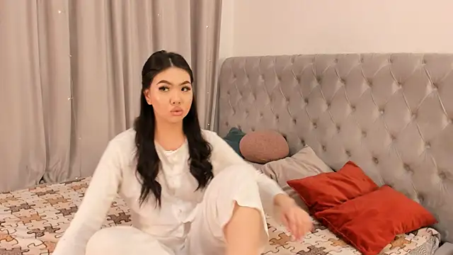 AraIkenberry online show from March 11, 2026, 8:04 pm