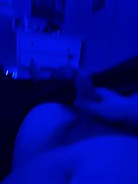 bigwhitedick430 online show from February 7, 2026, 1:42 am