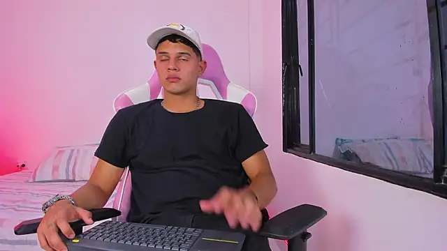 Adrian Prime  online show from February 5, 2026, 6:56 pm