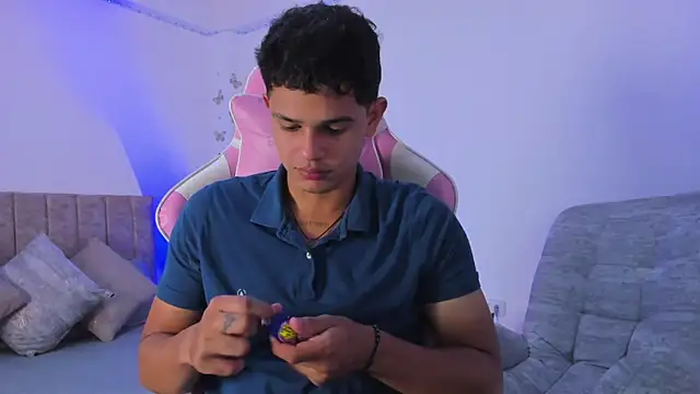 Snapshot of Adrian_Prime_ chatting on May 19, 2026, 6:58 pm Adrian Prime online show from May 19, 2026, 6:58 pm