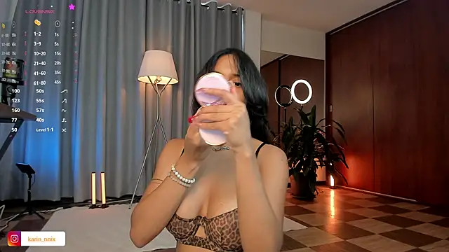karinnixx online show from July 9, 2026, 6:45 pm