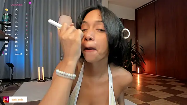 karinnixx online show from July 18, 2026, 7:39 pm