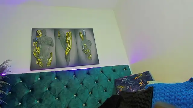 Roxanna 0 online show from February 24, 2026, 11:52 am