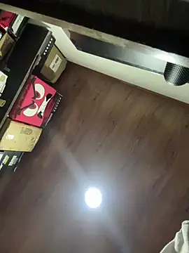 ARON LUXX online show from March 6, 2026, 11:12 pm