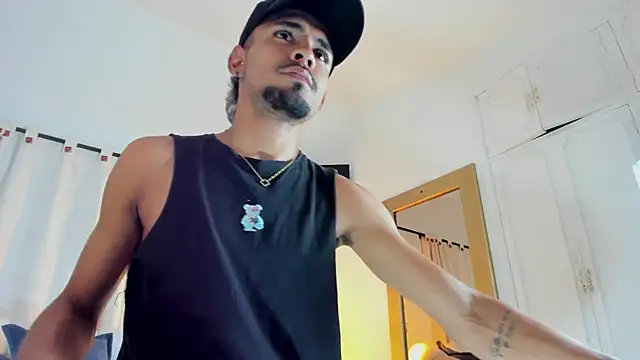 neyder sanz online show from February 9, 2026, 3:21 am