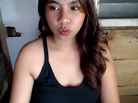 KristinaValerie22 online show from February 28, 2026, 3:46 pm