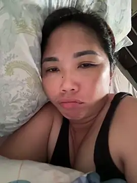 Snapshot of lady_candy85 chatting on April 6, 2026, 6:25 am lady candy85 online show from April 6, 2026, 6:25 am