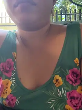 Snapshot of lady_candy85 chatting on April 12, 2026, 5:34 am lady candy85 online show from April 12, 2026, 5:34 am