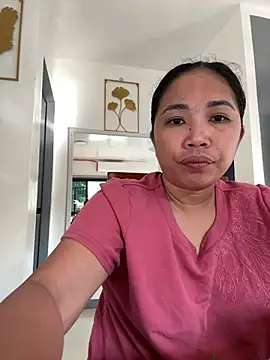 Snapshot of lady_candy85 chatting on April 16, 2026, 11:18 pm lady candy85 online show from April 16, 2026, 11:18 pm