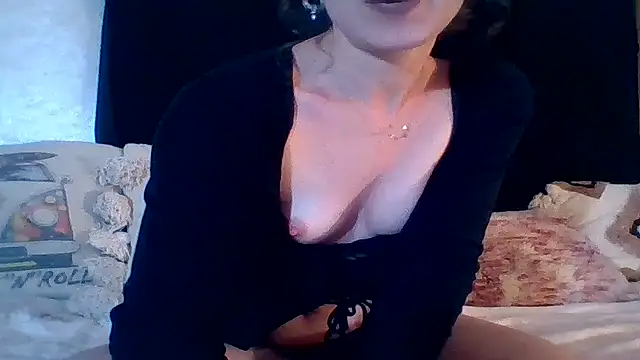 Snapshot of Nikita_05 chatting on May 16, 2026, 2:52 am Nikita 05 online show from May 16, 2026, 2:52 am