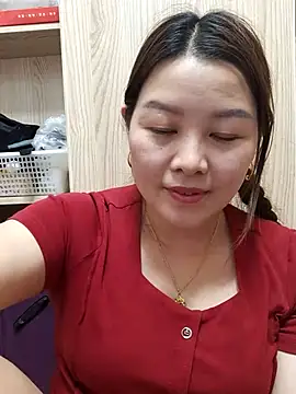 Jennie dogy online show from April 26, 2026, 2:48 pm