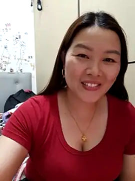 Jennie dogy online show from May 4, 2026, 3:08 pm