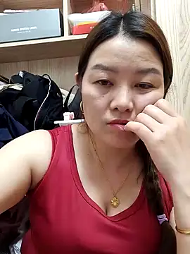 Jennie dogy online show from May 11, 2026, 3:18 pm