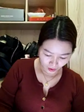 Jennie dogy online show from May 12, 2026, 1:14 am