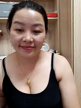 Jennie dogy online show from June 7, 2026, 2:21 pm