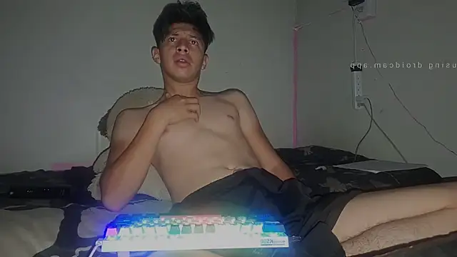 rodrigo uwu1 online show from July 25, 2026, 3:48 am