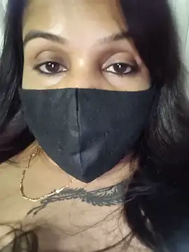 V-Hot-Suity online show from May 15, 2026, 11:34 pm