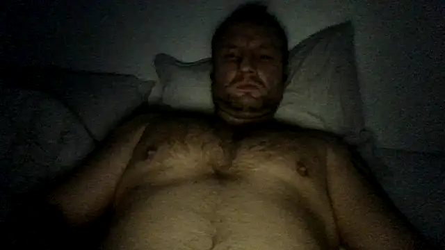 Snapshot of Tommyzzzzzz chatting on December 14, 2025, 9:14 am Tommyzzzzzz online show from December 14, 2025, 9:14 am