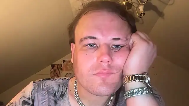 RaeganV online show from March 6, 2026, 11:45 pm