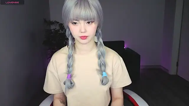 PONKY PINKY online show from May 2, 2026, 3:22 am