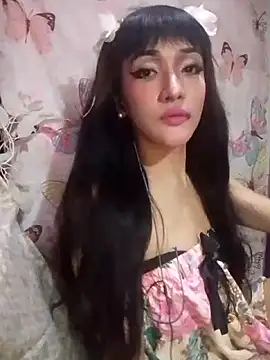 Snapshot of GeorginaLove09 chatting on June 22, 2026, 9:23 pm GeorginaLove09 online show from June 22, 2026, 9:23 pm