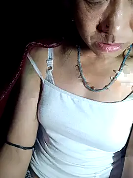 Snapshot of witch-xx chatting on July 8, 2026, 8:13 pm witch-xx online show from July 8, 2026, 8:13 pm
