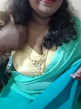 Snapshot of Archana_achu143 chatting on February 15, 2026, 7:27 am Archana achu143 online show from February 15, 2026, 7:27 am