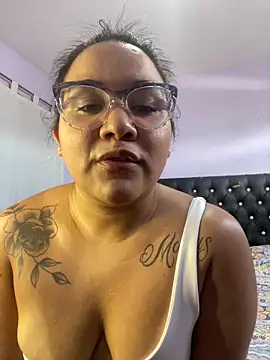 Yamiivip online show from March 2, 2026, 4:58 pm