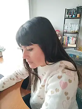 Lyonette reading1 online show from February 18, 2026, 2:35 pm