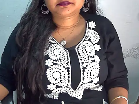 Snapshot of Saniya_K2 chatting on April 30, 2026, 4:24 pm Saniya K2 online show from April 30, 2026, 4:24 pm