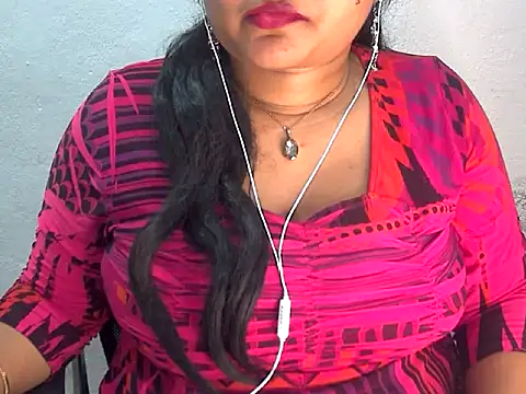 Snapshot of Saniya_K2 chatting on June 16, 2026, 5:04 pm Saniya K2 online show from June 16, 2026, 5:04 pm