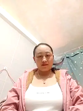 Snapshot of Jolie_sexy chatting on March 5, 2026, 5:36 am Jolie sexy online show from March 5, 2026, 5:36 am