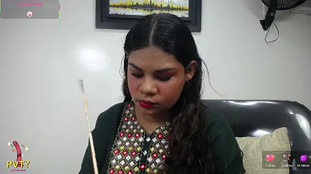 Snapshot of yaazhinii chatting on July 20, 2026, 11:34 am yaazhinii online show from July 20, 2026, 11:34 am