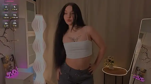 RoxannRunk online show from March 10, 2026, 6:40 am