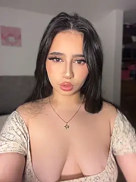 Sofiia Vegaa online show from April 29, 2026, 12:48 am