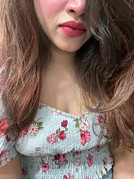 riya sharma11 online show from April 23, 2026, 5:26 pm
