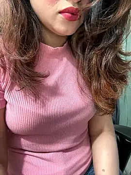riya sharma11 online show from April 26, 2026, 5:43 pm